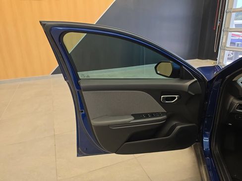 Certified 2025 Kia K4 EX FWD image 15