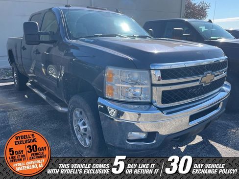 Used 2011 Chevrolet Silverado 2500 LT w/ Interior Plus Package AWD/4WD image 1