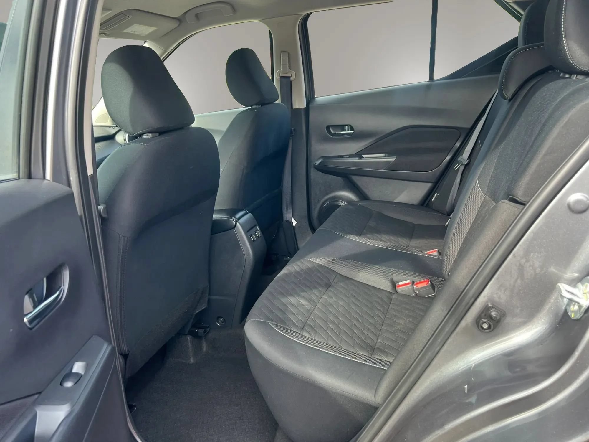 Used 2024 Nissan Kicks SV w/ Exterior Package FWD image 28