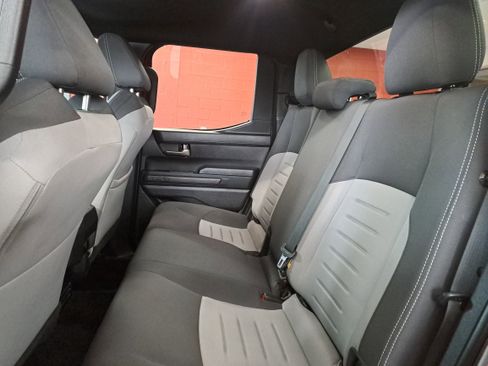 Used 2024 Toyota Tacoma TRD Off-Road image 11