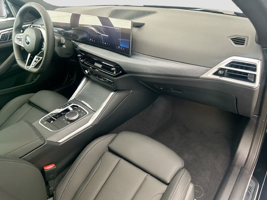 New 2026 BMW 430i w/ M Sport Package RWD image 16