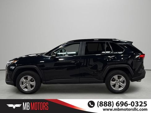 Used 2025 Toyota RAV4 XLE w/ Convenience Package AWD/4WD image 2