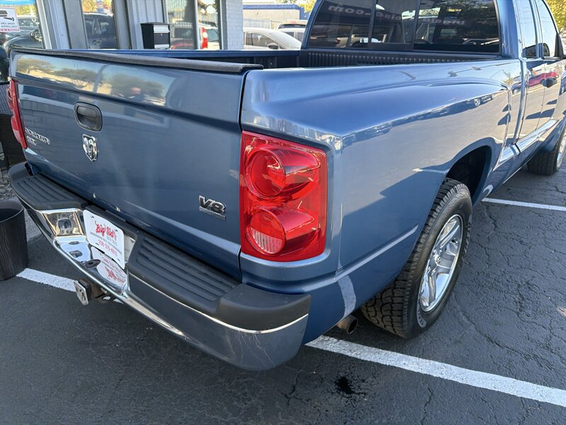 Used 2005 Dodge Dakota SLT RWD image 8