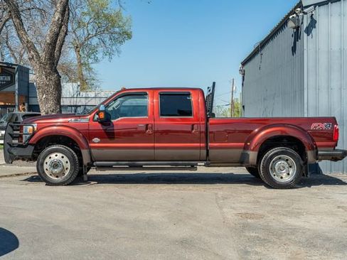 Used 2016 Ford F450 King Ranch w/ King Ranch w/Chrome Package image 3