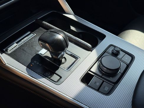 Used 2024 MAZDA CX-90 3.3 Turbo w/ Preferred Package image 21