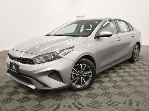 Certified 2023 Kia Forte LXS image 2