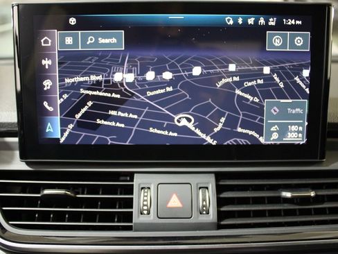 Certified 2025 Audi Q5 2.0T Premium Plus w/ Premium Plus Package image 3