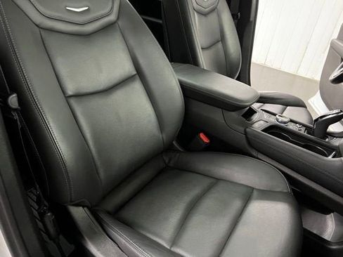 Certified 2024 Cadillac XT6 Sport w/ LPO, Onyx Lite Package AWD/4WD image 18