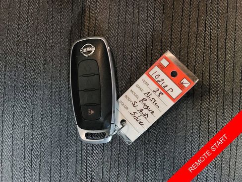 Certified 2023 Nissan Rogue SV image 28