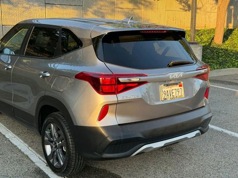 Used 2022 Kia Seltos LX AWD/4WD image 18