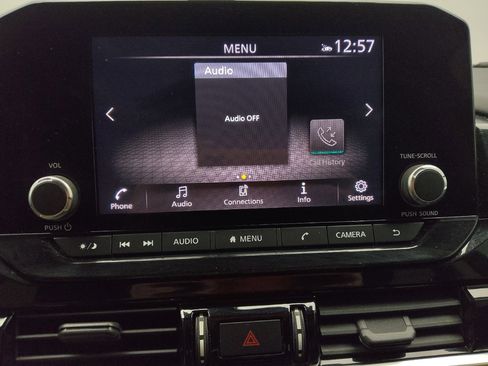 Used 2022 Nissan Pathfinder SV image 25