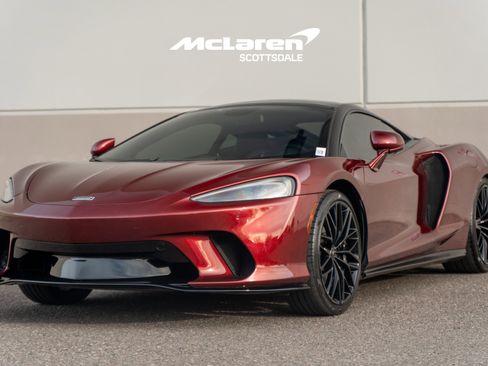 Used 2023 McLaren GT image 3