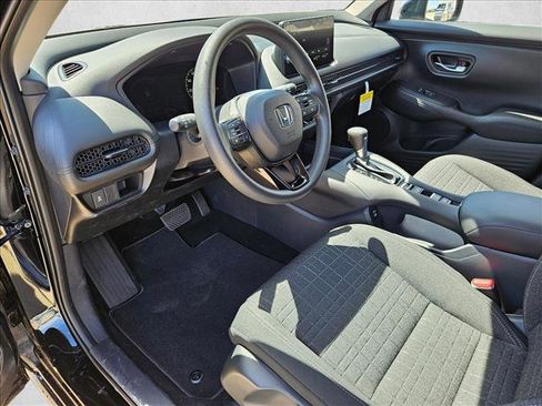 New 2026 Honda HR-V EX-L image 3