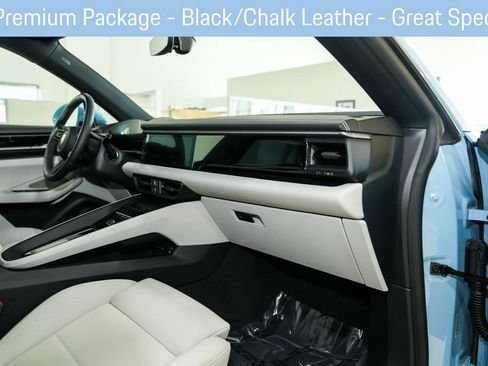 Used 2025 Porsche Macan 4S Electric AWD/4WD image 63