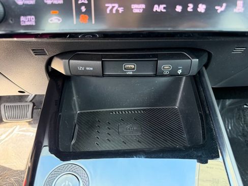 Used 2023 Kia Niro Wind w/ Wind Preserve Package FWD image 23