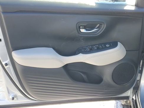 New 2026 Honda HR-V EX-L image 8