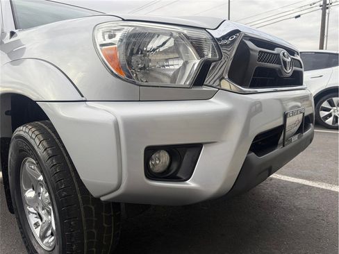 Used 2012 Toyota Tacoma 4x4 Access Cab V6 w/ SR5 Pkg image 47