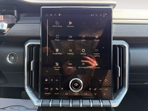 Used 2026 GMC Acadia Denali w/ Super Cruise Package image 14