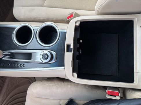 Used 2015 Nissan Pathfinder SV image 26