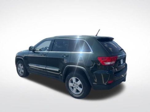 Used 2011 Jeep Grand Cherokee Laredo w/ Trailer Tow Group AWD/4WD image 10
