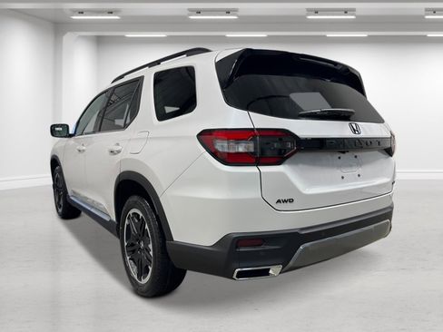 New 2026 Honda Pilot image 5