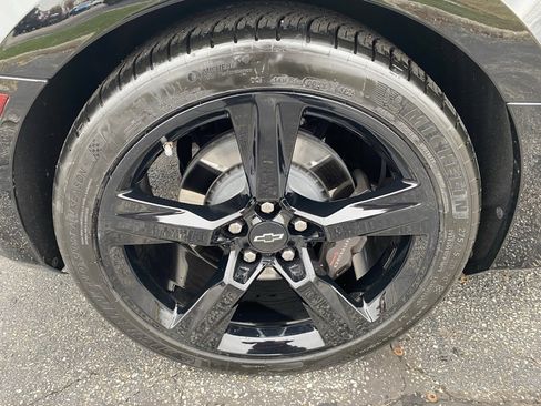 Used 2022 Chevrolet Camaro SS image 38