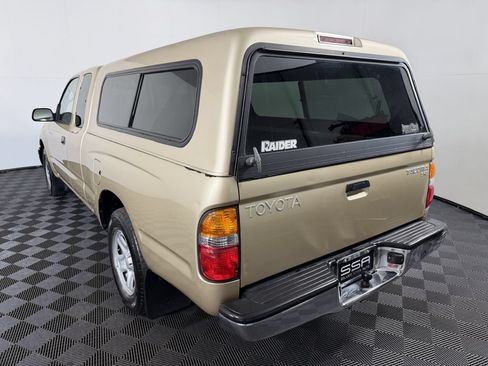 Used 2002 Toyota Tacoma 2WD Xtracab image 9