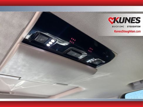 Used 2017 Cadillac Escalade Luxury image 48