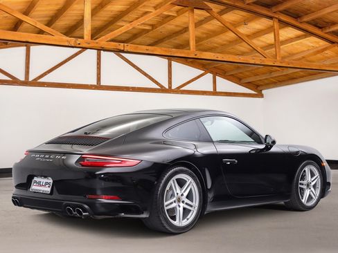 Used 2018 Porsche 911 Carrera RWD image 5