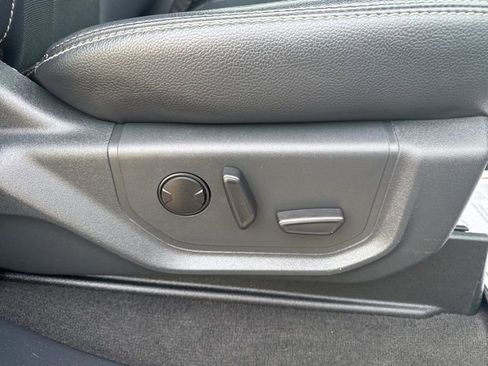 Used 2022 Ford F250 Lariat w/ Tremor Off-Road Package image 13