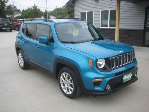 Used 2021 Jeep Renegade Latitude w/ Convenience Group image 2