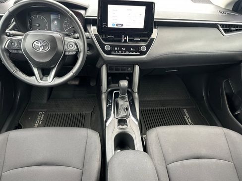 Used 2024 Toyota Corolla Cross LE image 15