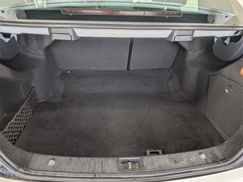 Used 2014 Mercedes-Benz C 250 Sedan image 26