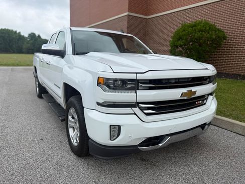Used 2016 Chevrolet Silverado 1500 LTZ Z71 w/ LTZ Plus Package AWD/4WD image 19