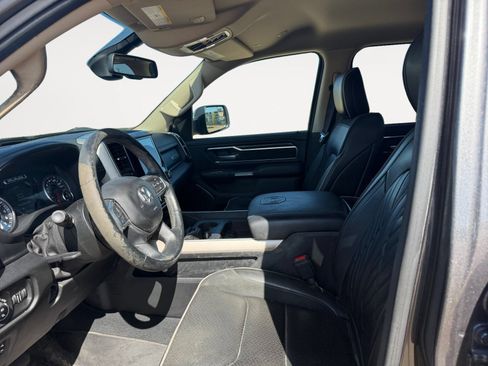 Used 2019 RAM 1500 Laramie RWD image 9