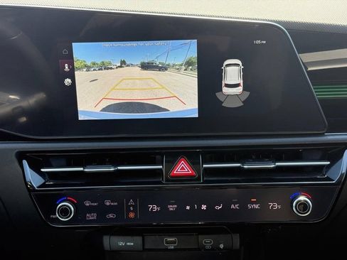 Used 2023 Kia Niro EX Touring FWD image 20