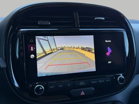 Used 2023 Kia Soul S FWD image 36