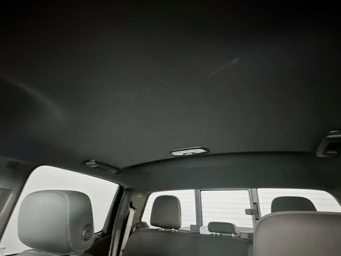 Used 2024 Chevrolet Colorado LT w/ LT Convenience Package II image 18