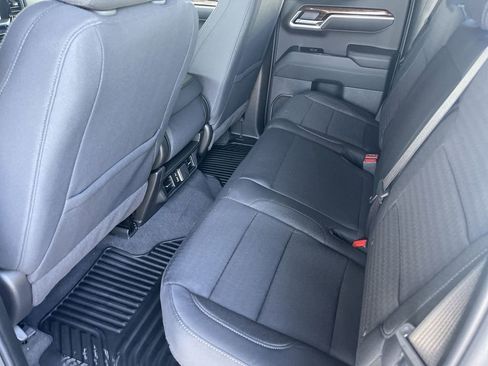 New 2025 GMC Sierra 1500 Elevation image 23