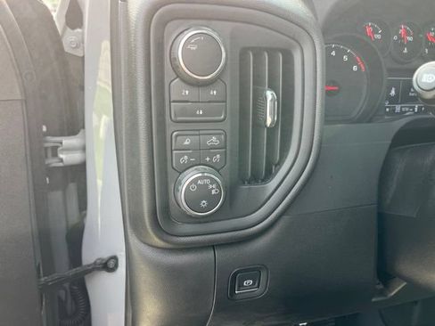 Used 2025 Chevrolet Silverado 2500 Custom w/ Custom Value Package AWD/4WD image 13