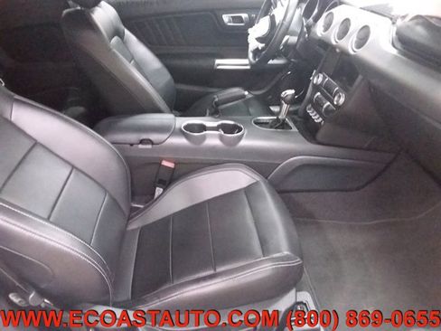 Used 2021 Ford Mustang Premium image 12