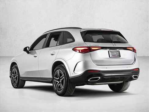 Certified 2025 Mercedes-Benz GLC 300 4MATIC image 8