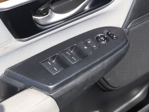 Used 2021 Honda CR-V EX image 15