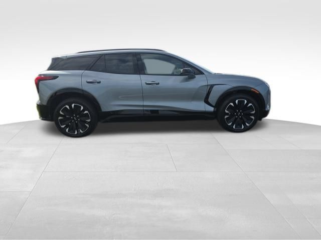 Certified 2025 Chevrolet Blazer EV RS AWD/4WD image 11
