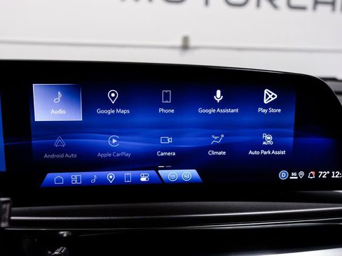 Used 2024 Cadillac Lyriq Tech w/ Driver Assist Package image 32