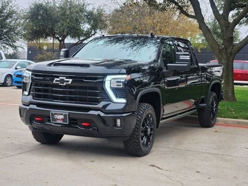 Used 2025 Chevrolet Silverado 2500 LTZ w/ Trail Boss Package image 13