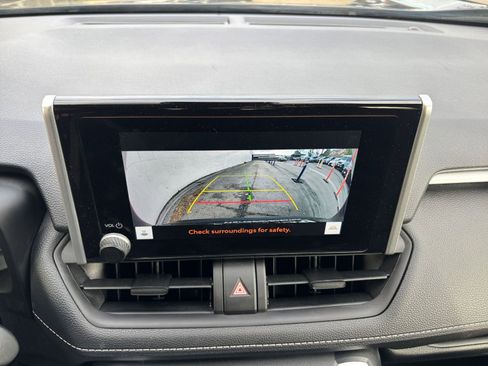 Used 2025 Toyota RAV4 LE image 17