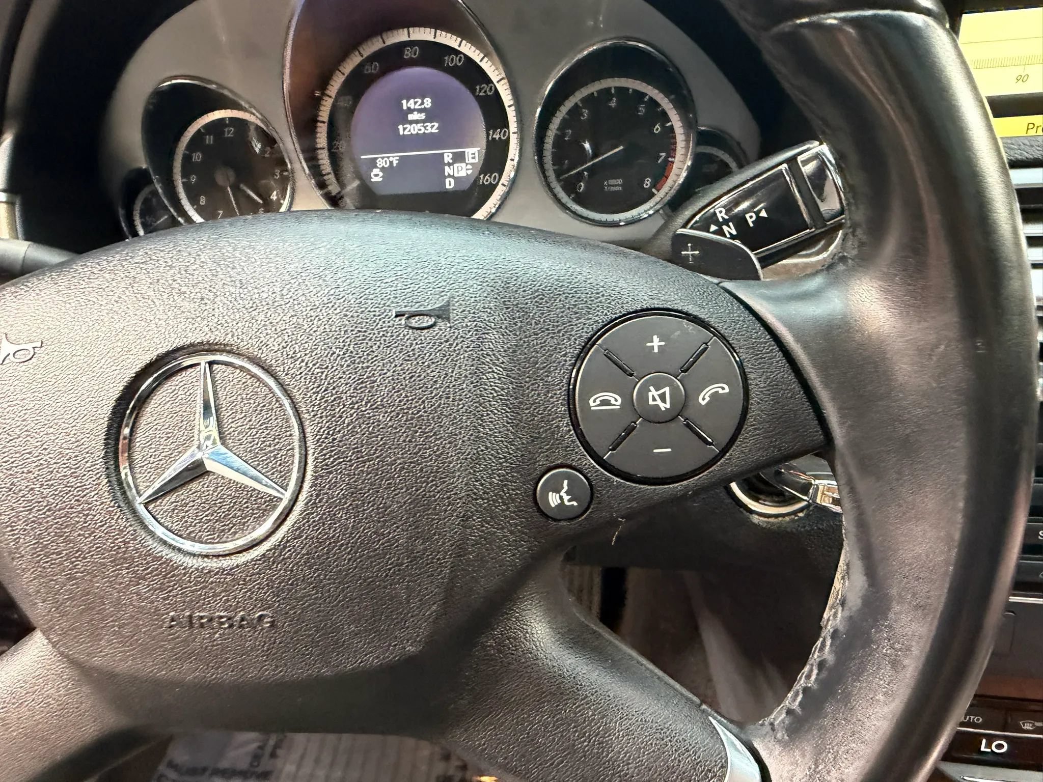 Used 2011 Mercedes-Benz E 350 4MATIC Sedan image 18