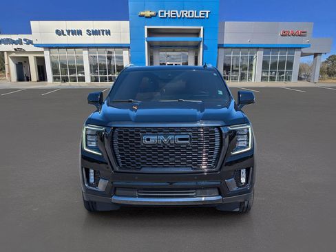 Used 2023 GMC Yukon XL Denali Ultimate image 2