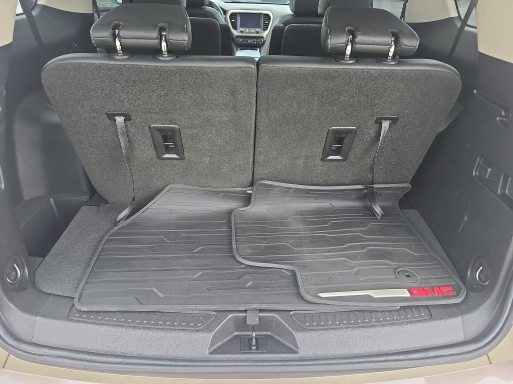 Used 2023 GMC Acadia Denali AWD/4WD image 11